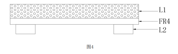 雙面覆銅板內(nèi)側線路工藝后結構示意圖